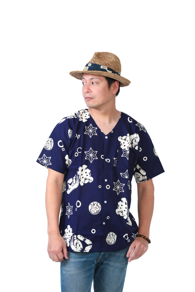一番人気の紺色の涼麻柄魚河岸シャツ